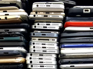 buy Scrap Mobile Phones